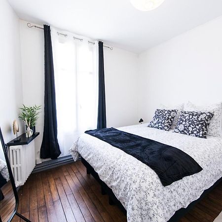 Appartement Avec Balcon A 250 M De La Gare, Hyper Centre Tours Bagian luar foto