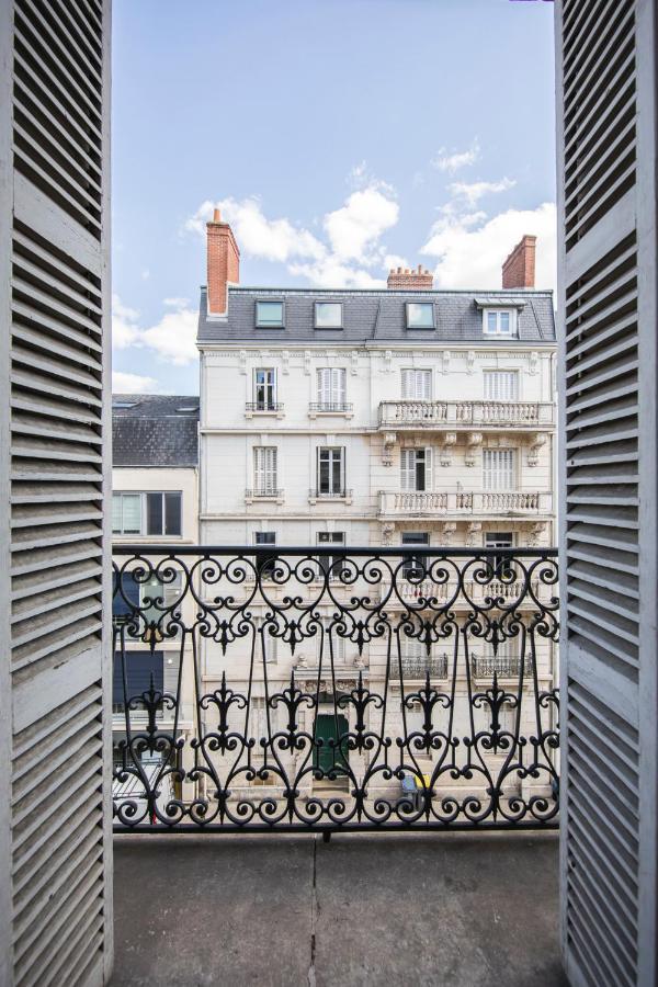 Appartement Avec Balcon A 250 M De La Gare, Hyper Centre Tours Bagian luar foto